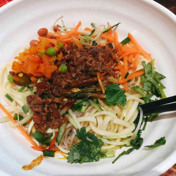 六必居老北京炸酱面-"工作地点附近,平常吃饭总是路过,但是由于.