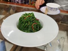 -哈啾嗨·新概念蒙餐(红星新城店)