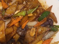 -快乐老家三鲜饺子东北菜(南六中路店)