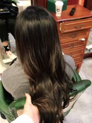 -十六番发型师事务所