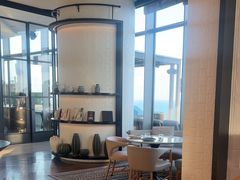 -瑰丽酒店·海吧·天际下午茶·现场DJ·天台酒吧