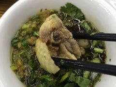 -广味炭炉鸡煲(宝业路分店)