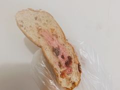 蓝莓三角包-Juicy Bakery(大学路店)