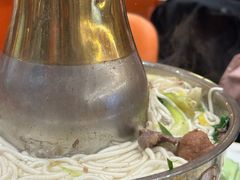 -撒拉人家.酸菜牦牛肉火锅