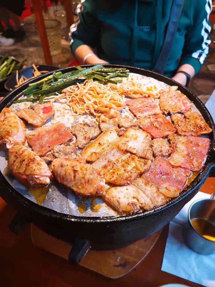 旺记烤肉(农大店)-"看完复联4,不知道吃什么,临时选了回学校.