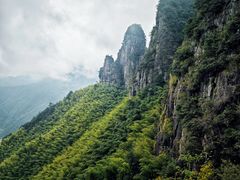 -南尖岩