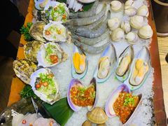 -鑫釜山海鲜烧烤(鑫丰国际店)