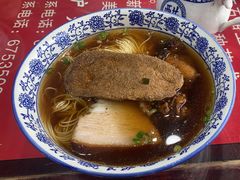 爆鱼焖肉面-美味斋(西北街店)