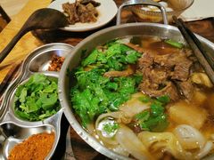 跷脚牛肉粉-小满手工粉(上海月星环球港店)