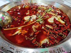 -蛙一刀·麻椒鱼火锅(金仙桥店)