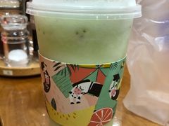 蜜瓜酸奶摇-一只酸奶牛(群光店)