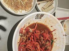-龙巢盱眙龙虾·牛蛙·烧烤宵夜(八卦岭店)