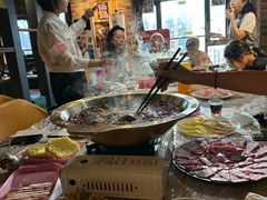 -玩坞轰趴馆·户外团建聚会主题生日派对馆(世豪广场店)