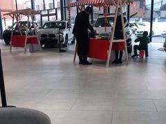 -宁波宝信宝马4S店(江北日湖店)