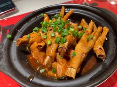 猪蹄凤爪煲-恭喜上堓砂锅焗·海鲜大排档(闵行龙湖店)