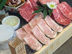 -铭牛烧肉·和牛海鲜自助(高新月牙湖店)