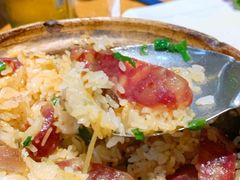 腊肉煲仔饭-周锦记广式餐厅