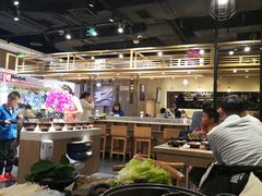 -呷哺呷哺(新世界百货望京店)