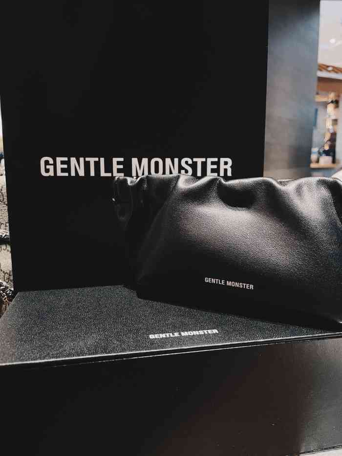 gentle monster(haus shanghai店)