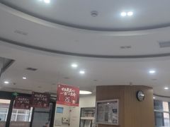 -雅悦齿科(顾村公园店)