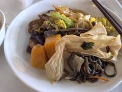 -感恩心素食馆(百世广场店)
