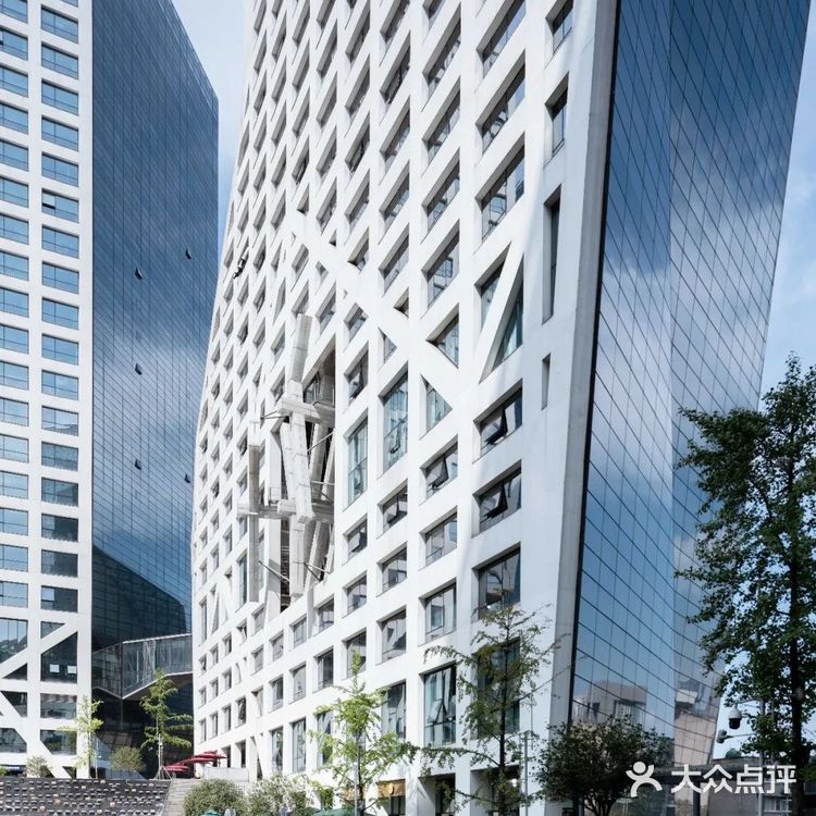 9年之后再看成都来福士广场，好的建筑应是怎样？