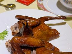 古法烧乳鸽-惠食佳(滨江大公馆店)