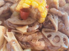 -多嘴超级肉蟹煲(万达店)