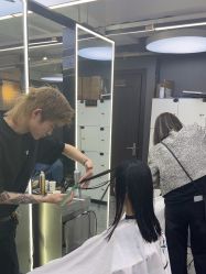 -藤野造型烫发染发