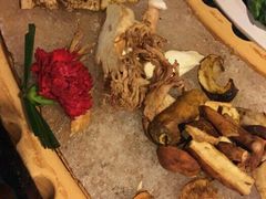 -滇釜火锅·能喝汤的火锅(车公庄店)