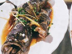 -四川小胡子海鲜(丁村万人海鲜广场店)