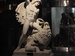 -北京奥加美术馆酒店(三里屯工人体育场地铁站店)