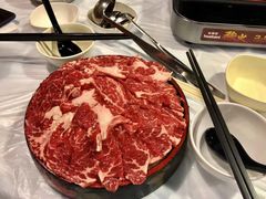 -鲜入围煮花胶鸡海鲜火锅