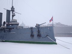 -阿芙乐尔号巡洋舰