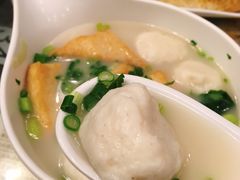 鱼蛋片头河-翠华餐厅(德辅道中店)