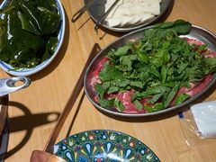 -洱火云南酸菜牛肉火锅(石景山当代商城店)