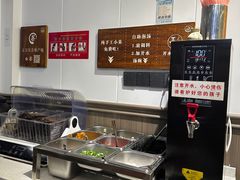 -梅溪·小伙子干挑面(安吉总店)