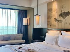 -三亚湾海居铂尔曼度假酒店