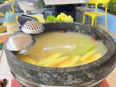 -墨脱石锅椰子鸡•海鲜糟粕醋(榆亚路店)