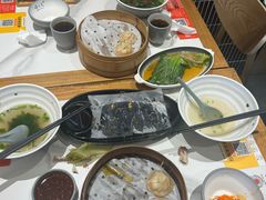 -馋三尺蟹粉小笼(人民广场店)