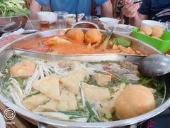 -苗伯妈酸汤火锅