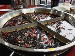 红油锅底-储奇门鳝鱼火锅(总店)