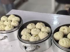 -上海小笼包