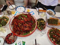 -海盗船. 龙虾烧烤. 酒馆