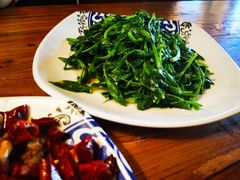 清炒豌豆尖-山城遇宴·重庆江湖菜(五道口银谷大厦店)