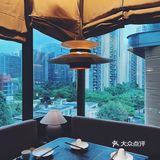 望着窗外春风 吃zhuó火锅儿 