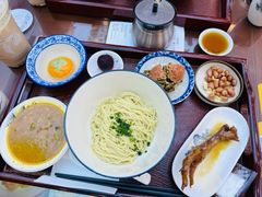 -百年老字号·观振兴蟹黄面·三虾面·苏式面(观前街富仁坊巷店)