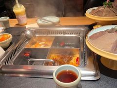 -超级鲜•胡毛肚火锅(扬帆店)