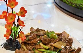 Scallion and Ginger Stir-fried Yellow Beef