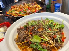 -富正毅三下锅·湘西韵味(天门山索道店)